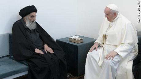 Pope Francis condemns extremism as 