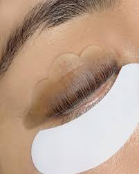 Cyanoacrylate-Free Eyelash Glue